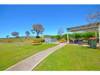 The Hallows Accommodation Hotel, Bathurst - 1