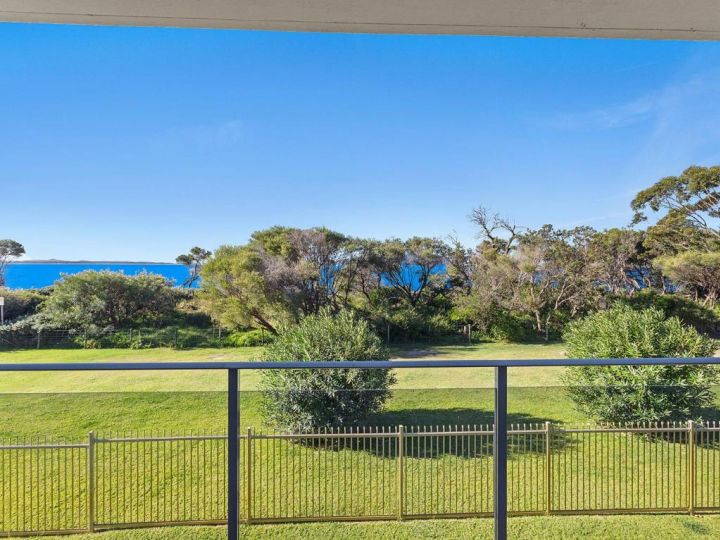 The Helm, Unit 1, 22 Voyager Close Apartment, Nelson Bay - imaginea 16