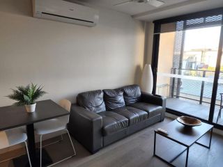 The Icon Building; One Bedroom Apartment Apartment, Melbourne - 2