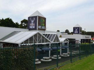 The Oaks Hotel Motel Hotel, New South Wales - 2