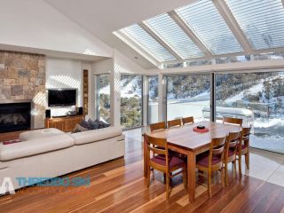 The Peak Penthouse 8 Chalet, Thredbo - 2