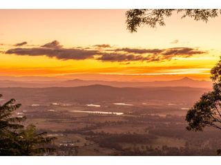 The Polish Place Chalet, Mount Tamborine - 5