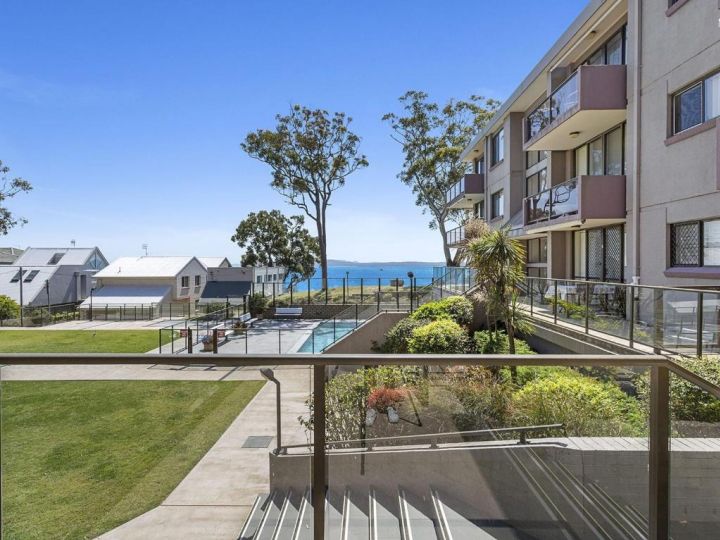 The Poplars 2 36 Magnus Street Apartment, Nelson Bay - imaginea 1