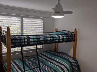 24 'The Poplars', 34 Magnus Street - views, aircon, WIFI, Netflix & Pool Apartment, Nelson Bay - 3