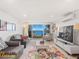 The Shoal 401 Apartment, Shoal Bay - 2