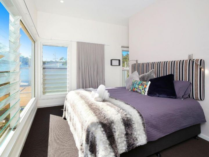 The Wharf House - Budgewoi Guest house, Budgewoi - imaginea 1