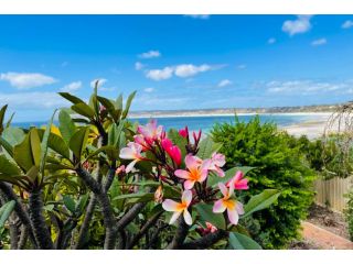 The Whitehouse Guest house, Emu Bay - 2