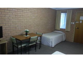 Three Ways Motel Hotel, Gilgandra - 3