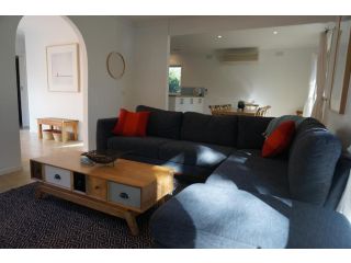 Tussock Sands Guest house, Point Lonsdale - 2