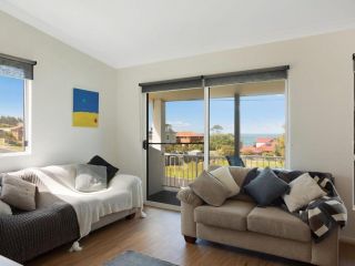 Unit 2, 43 Noble Parade, Dalmeny Apartment, Dalmeny - 3