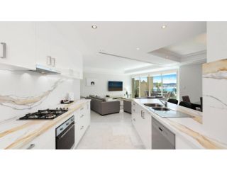 Unit 48 - 3 Bed Ocean View Guest house, Terrigal - 3