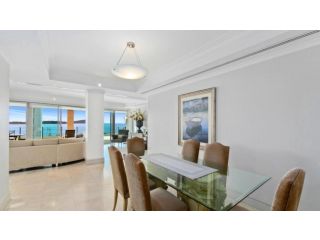 Unit 8 - 3 Bed Premier Ocean View Guest house, Terrigal - 1