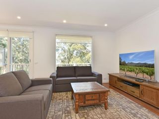 Villa Executive 2br Pinotage within Cypress Lakes Villa, Pokolbin - 1