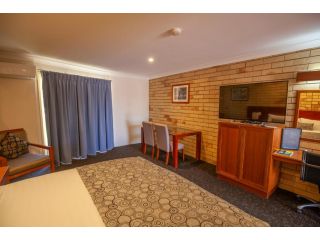 Western Heritage Motor Inn Hotel, Queensland - 4