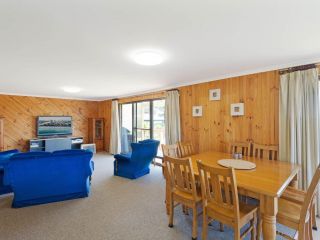 Williams Wonder - Large Beach House Guest house, Dalmeny - 3